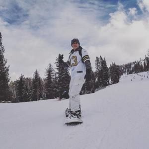 Meet your Posher, Logan